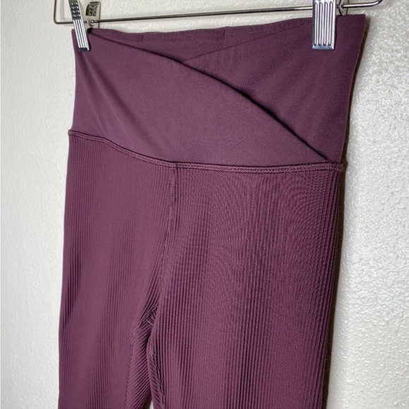 Athleta elation crossover ribbed leggings - Picture 8 of 10